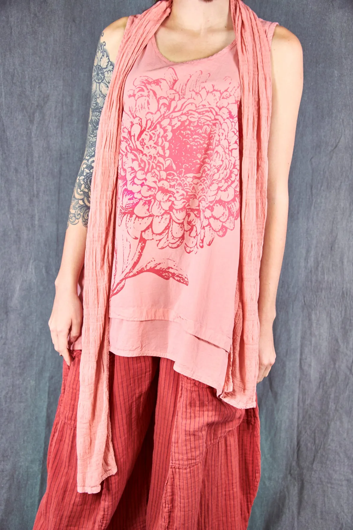3258 Favorite Crop Mojo Striped Coral