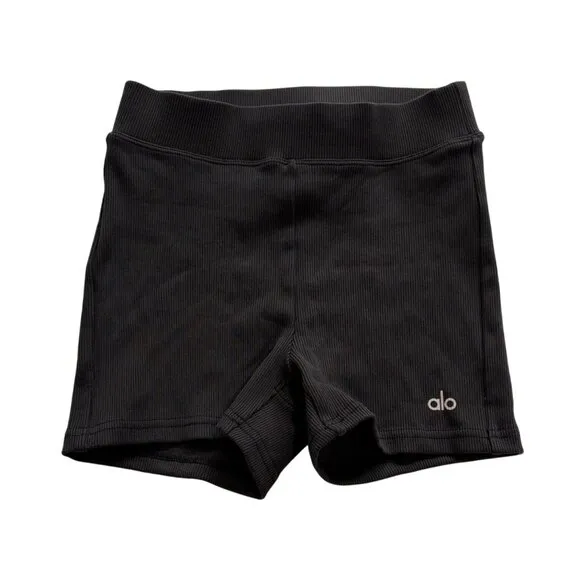 ALO Yoga Goddess Ribbed High-Waist Hot Shorts in Black