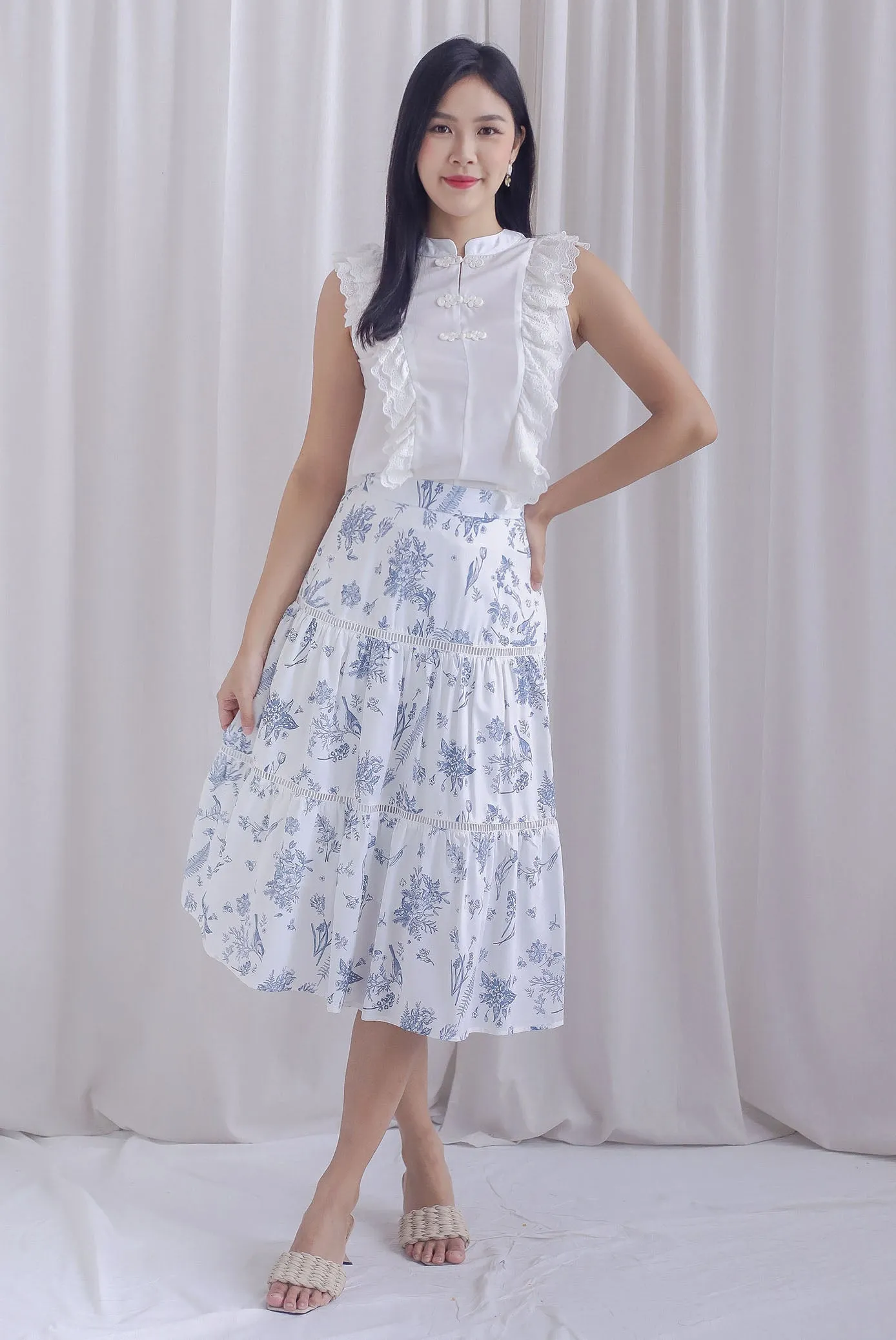 Ashlee Eyelet Flutter Oriental Collar Top In White