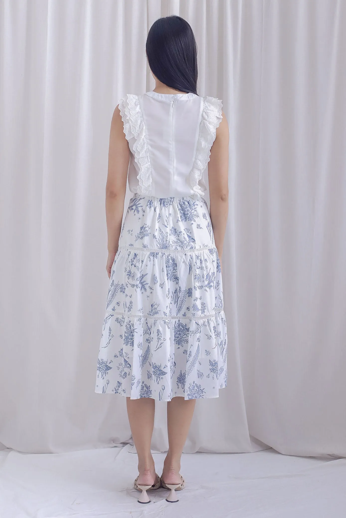 Ashlee Eyelet Flutter Oriental Collar Top In White