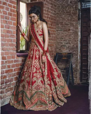Bridal Pakistani Dresses in Red Lehenga Choli #BN897