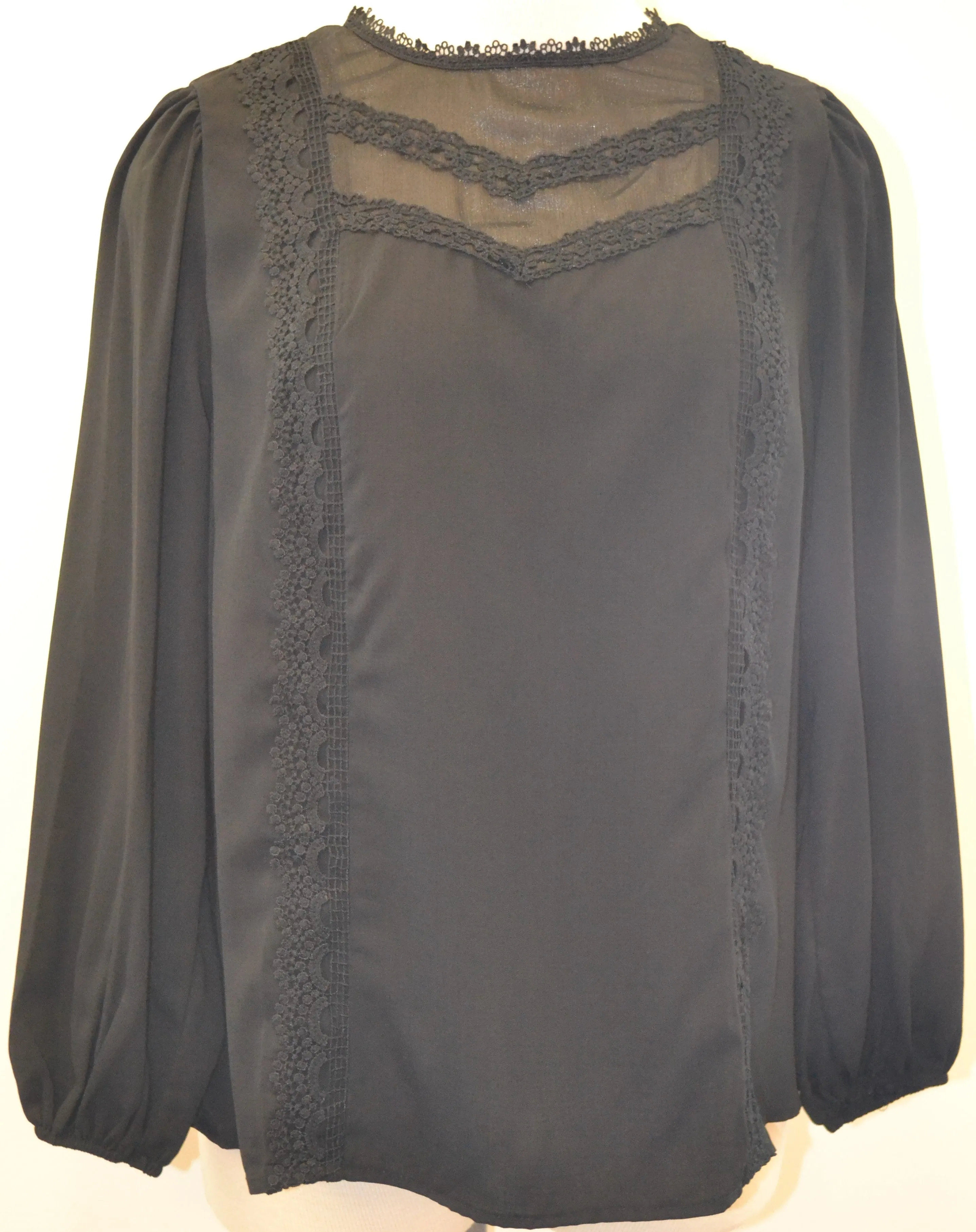 BUBBLE LS CROCHET DETAIL TOP