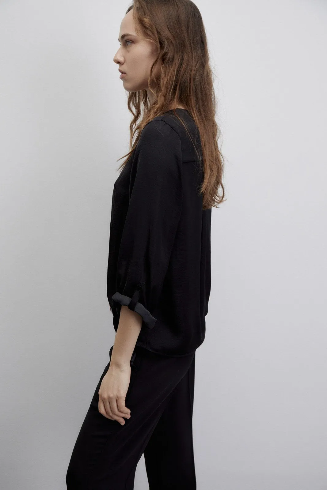 Buttons loose-fit blouse - Black