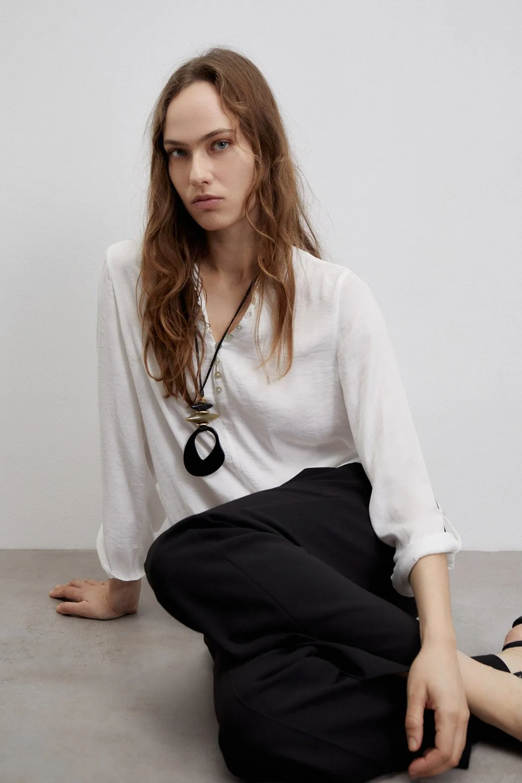 Buttons loose-fit blouse - White