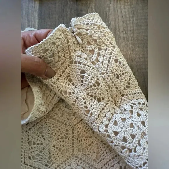 CROCHET-LOOK SHORTS and CROCHET-LOOK TOP