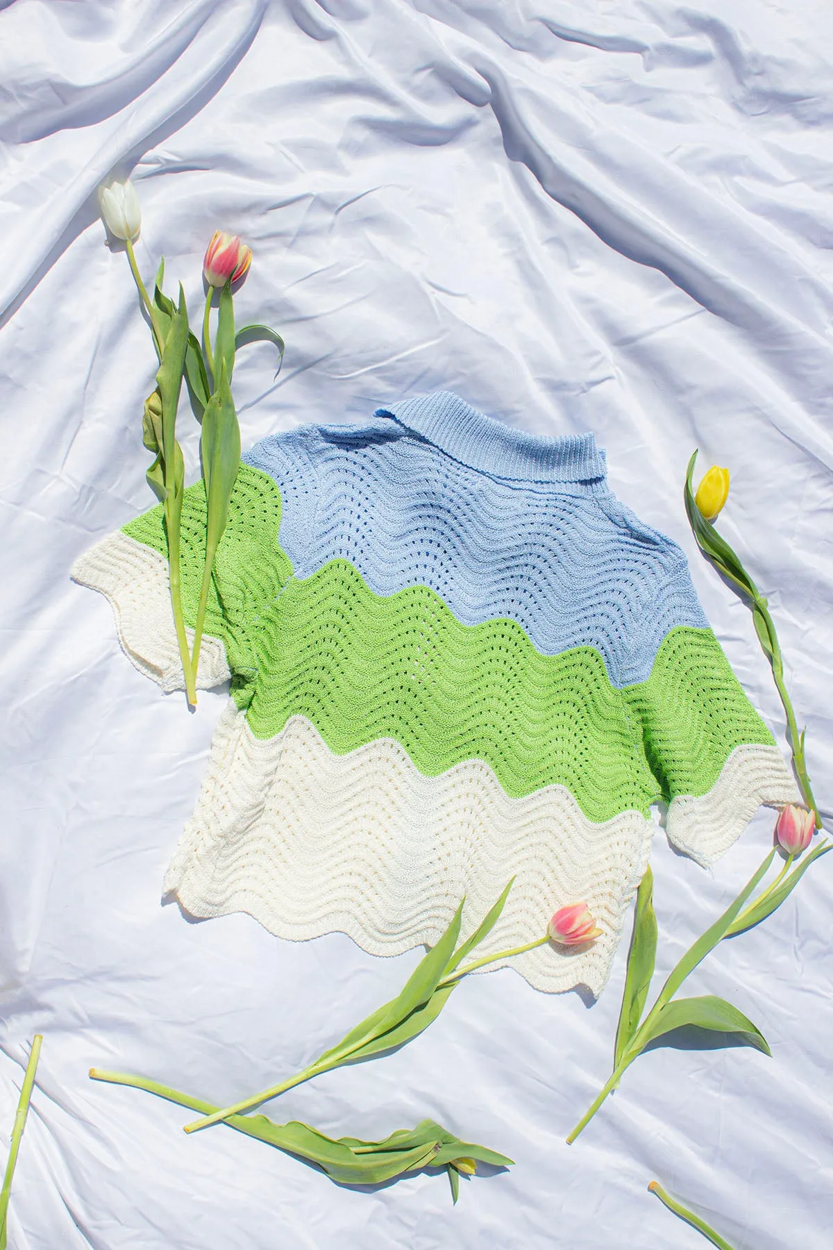 Crochet Style Wavy Pattern Peter Pan Collar Top