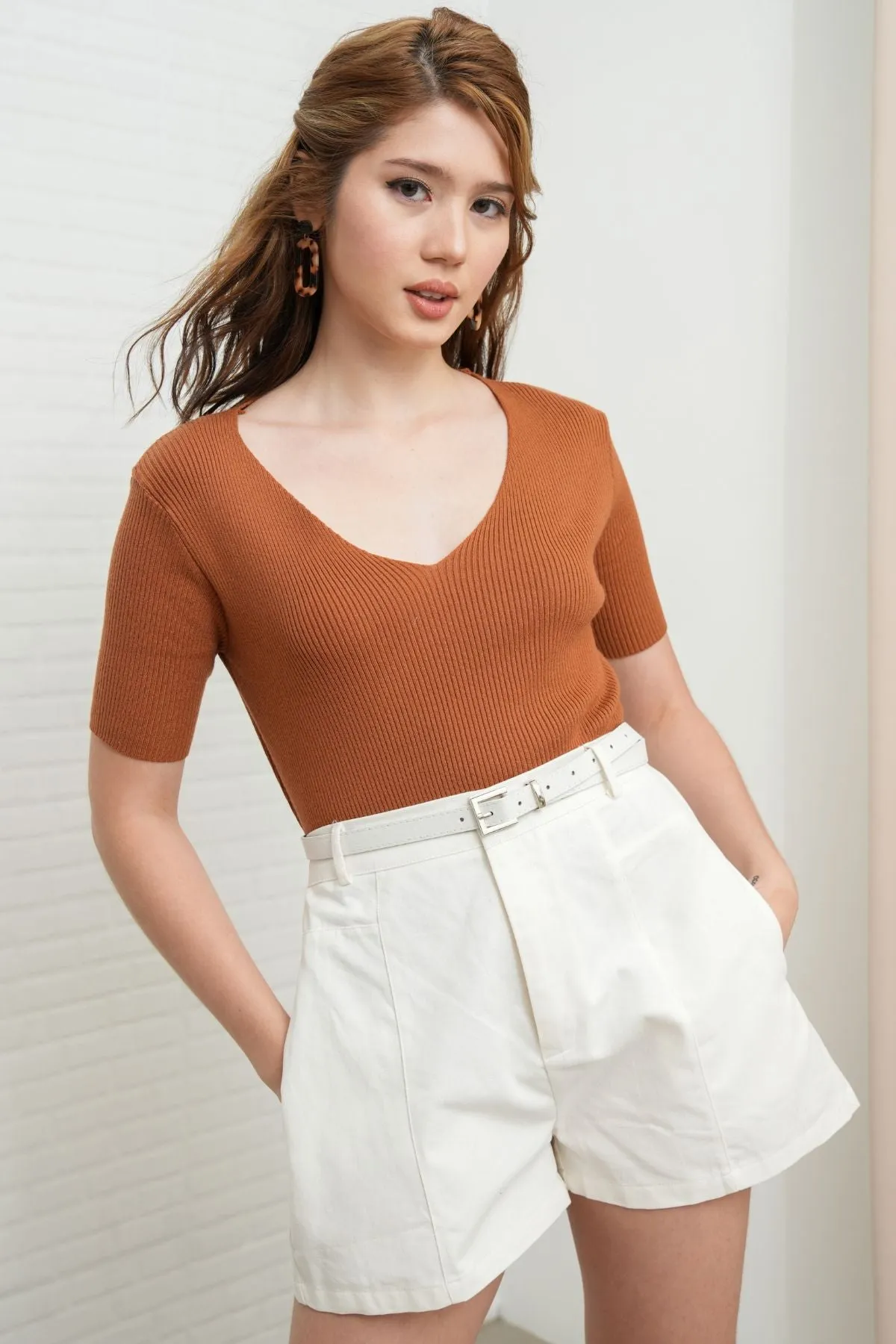 DARCY Tailored High Waist Belted Shorts (White)