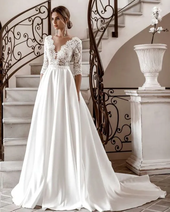 Elegant Long Sleeves Lace Wedding Dresses Satin Skirt Wedding Brides Gowns with Embroidered