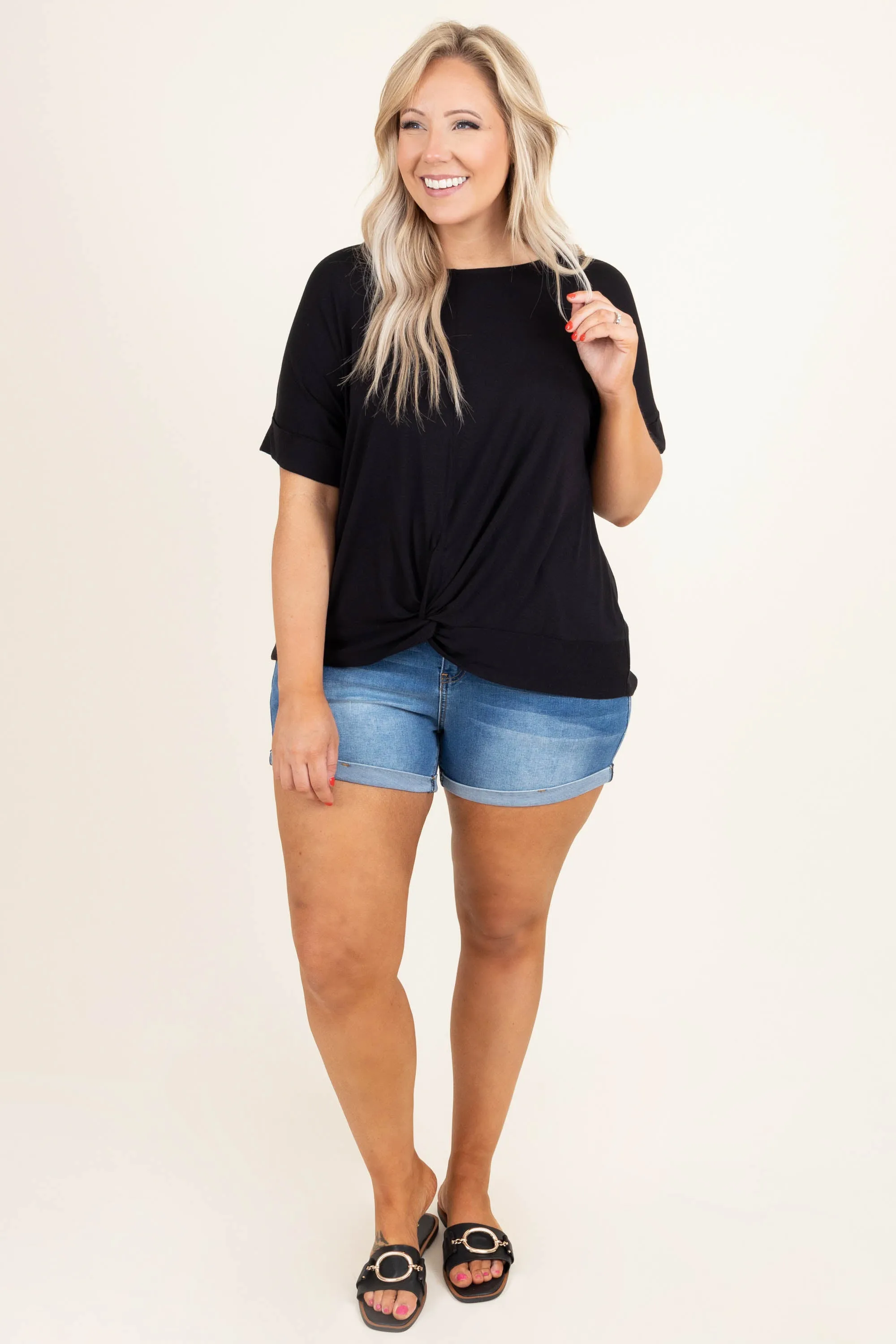 Flawlessly Perfect Shorts, Medium Wash