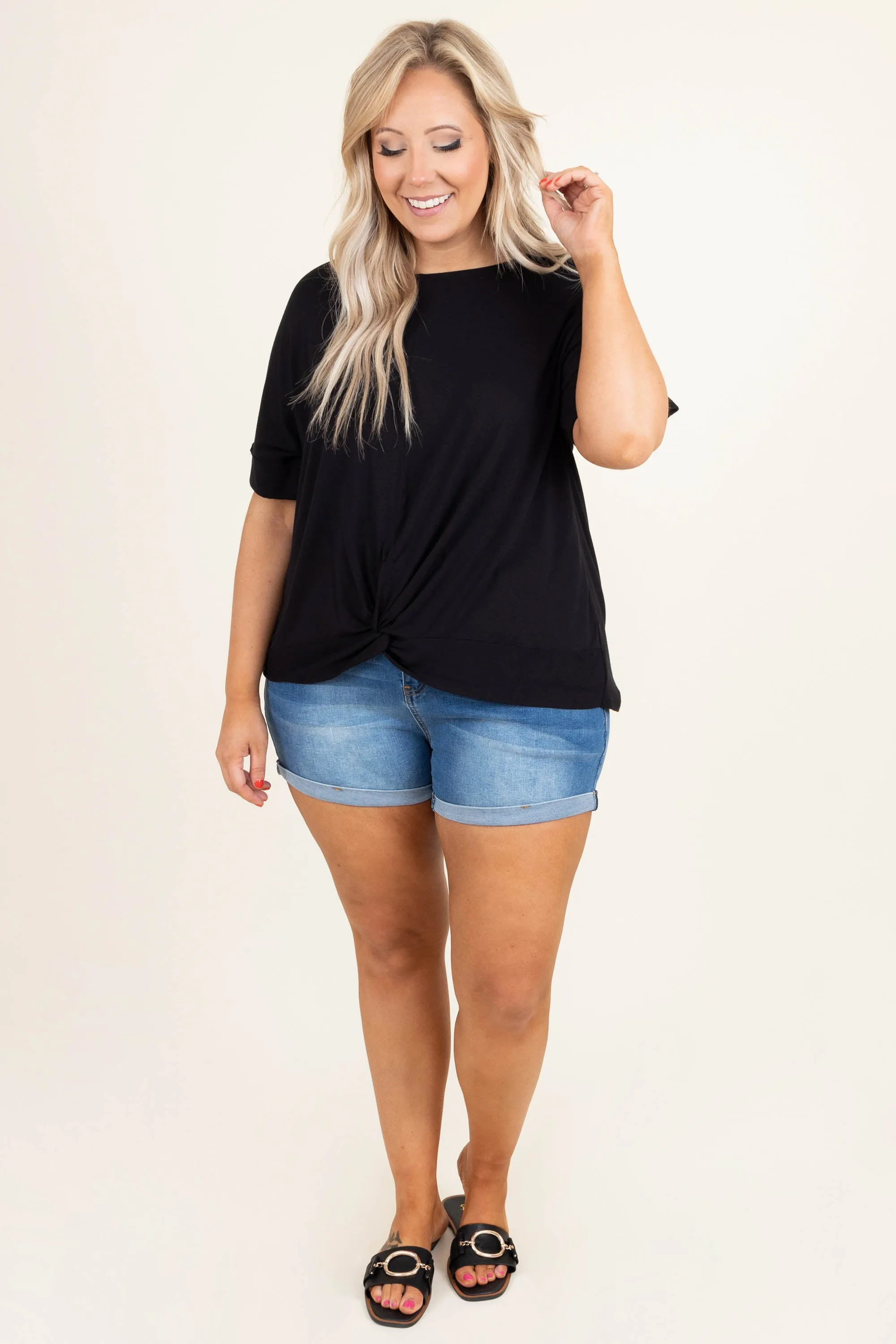 Flawlessly Perfect Shorts, Medium Wash