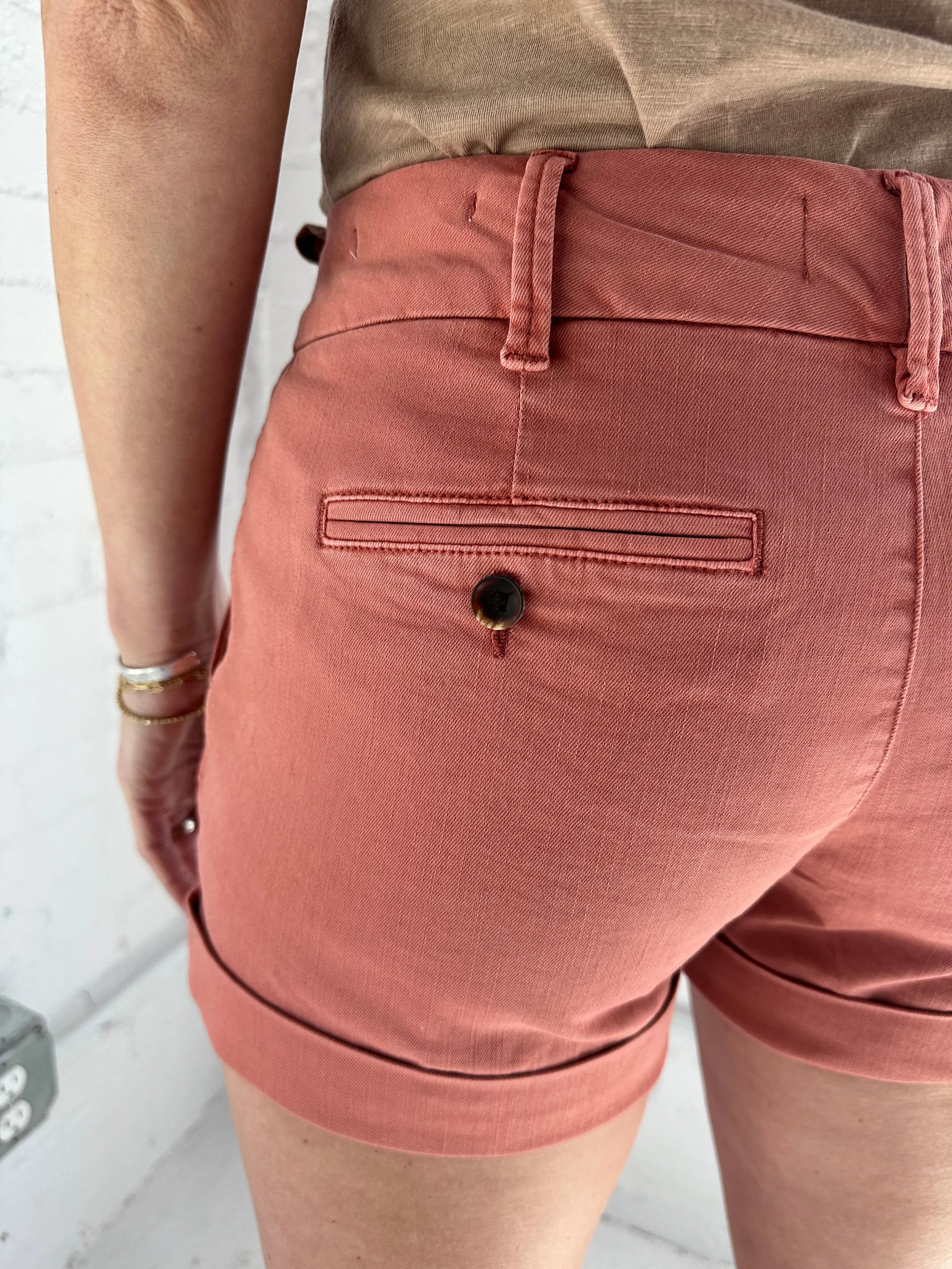 Hampton Short Terracotta