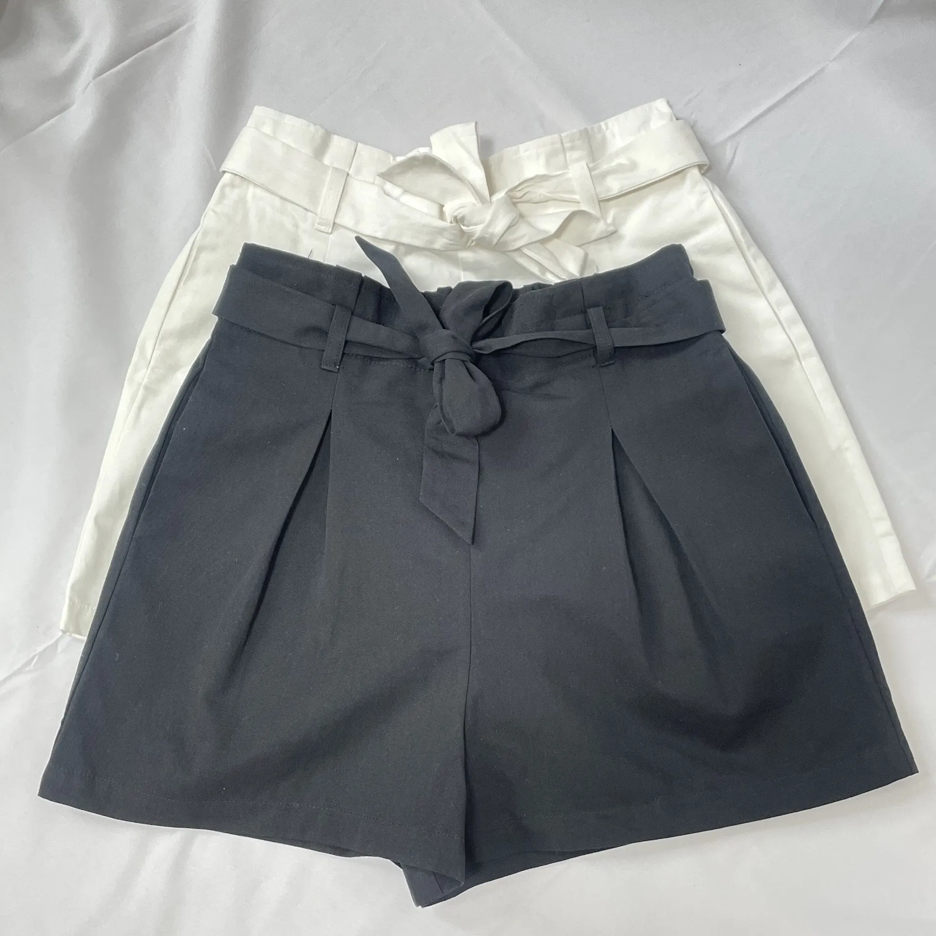 High-Rise Waist Tie Shorts - Black