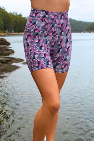 High Waist Mid Shorts - Limitless