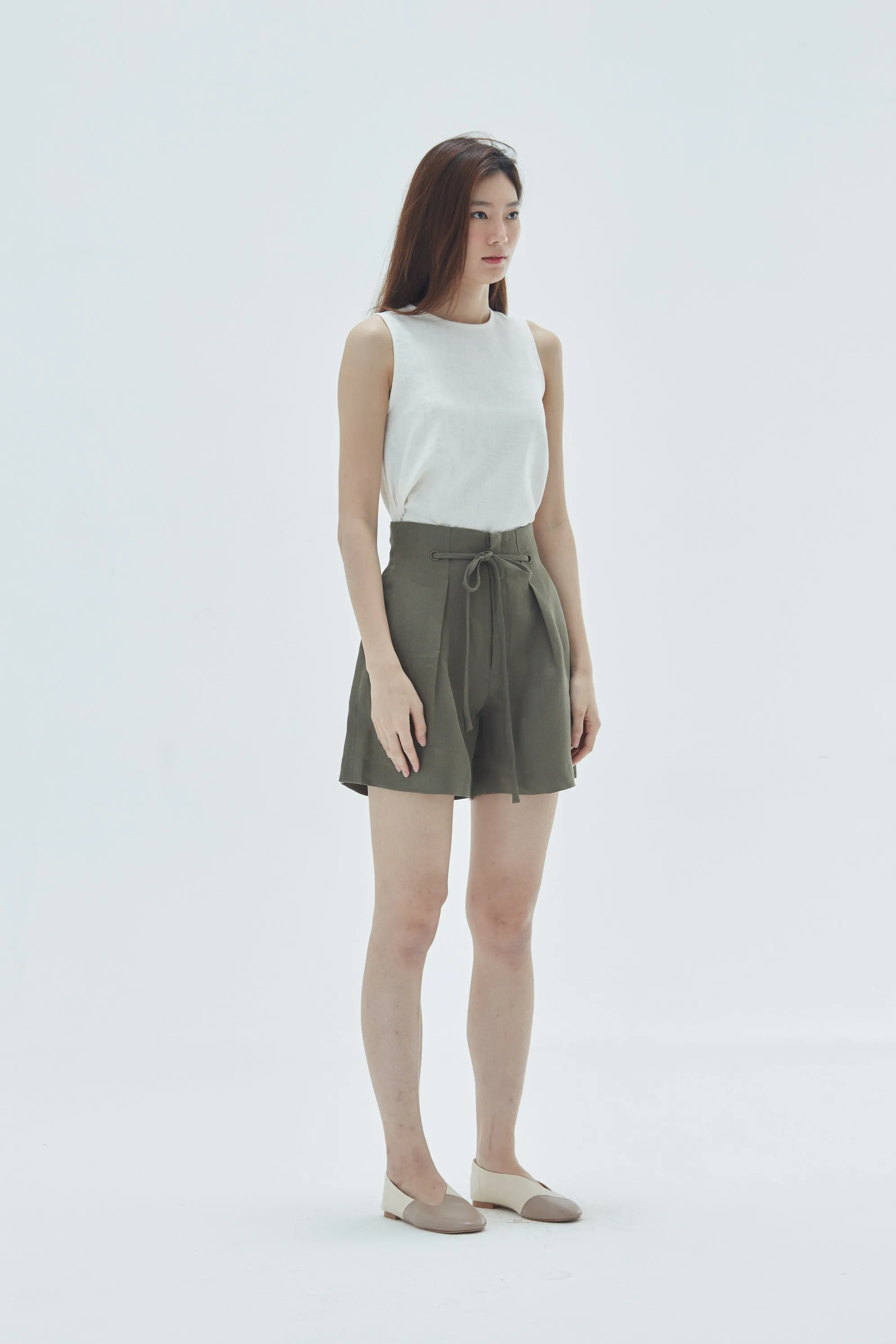 HIGH-WAIST SHORTS
