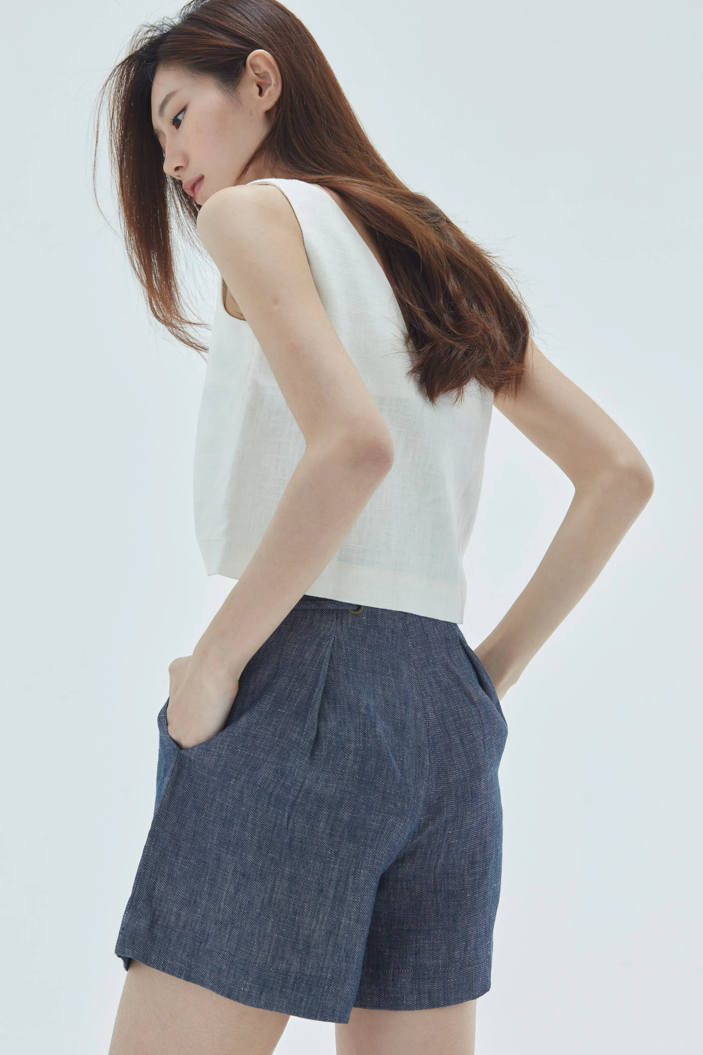 HIGH-WAIST SHORTS