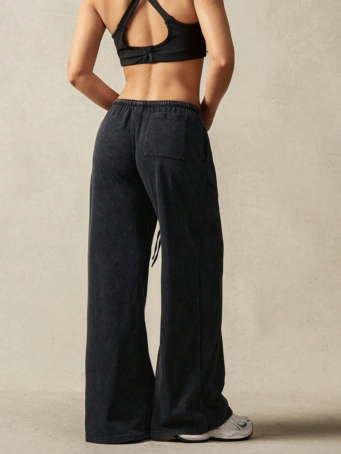 High-Waist Strap Sports Pants – Trendy & Comfortable Activewear