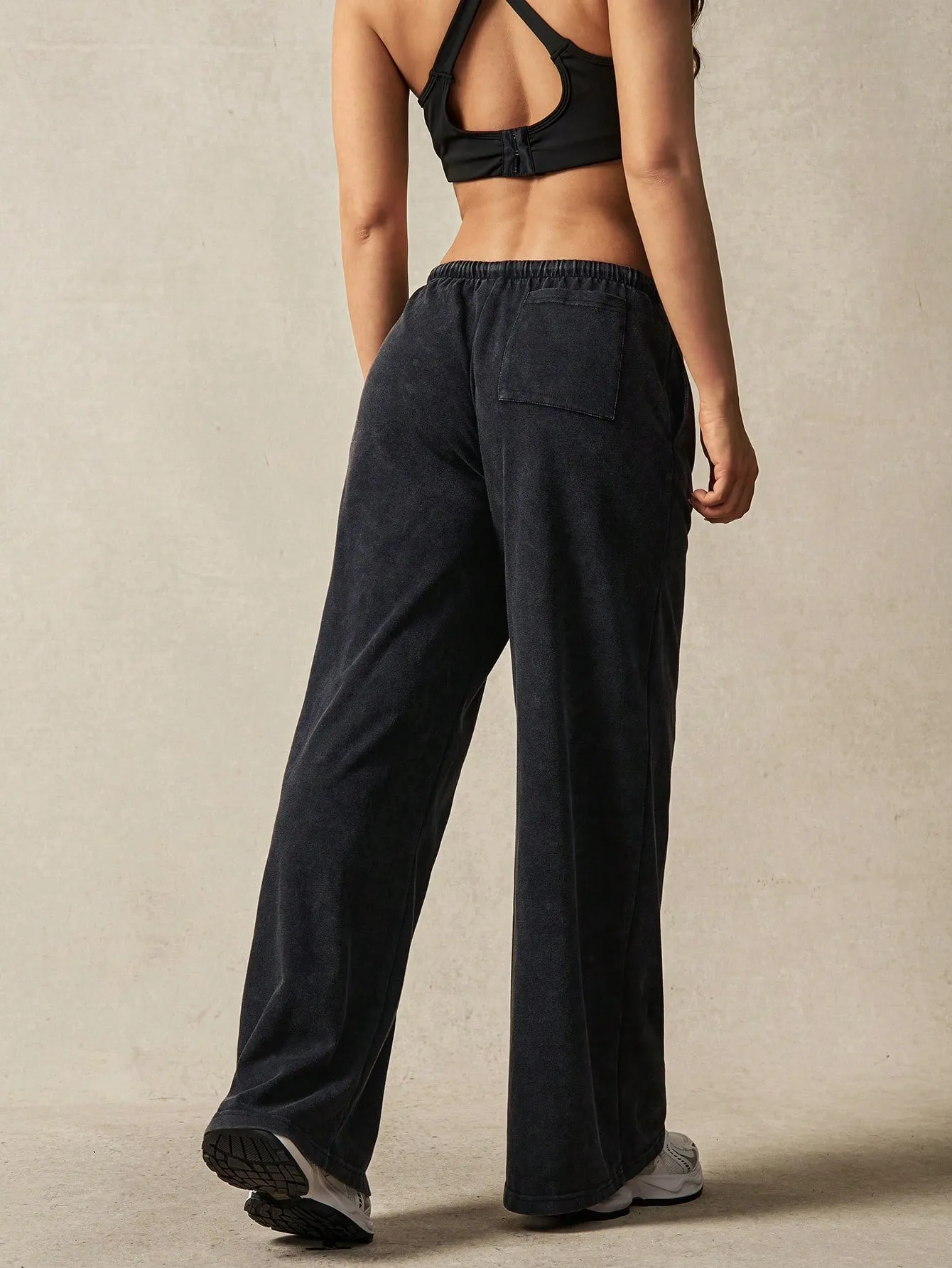 High-Waist Strap Sports Pants – Trendy & Comfortable Activewear