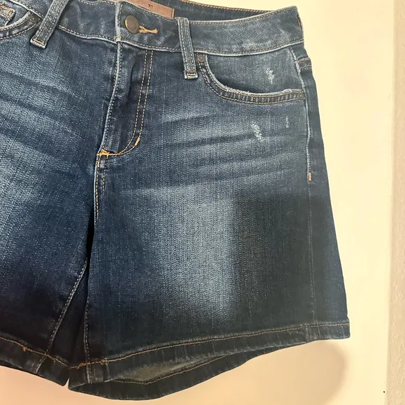 JOE’S Jeans Mid Rise Distressed Hailey Blue Denim Rolled Cuff Shorts size 26