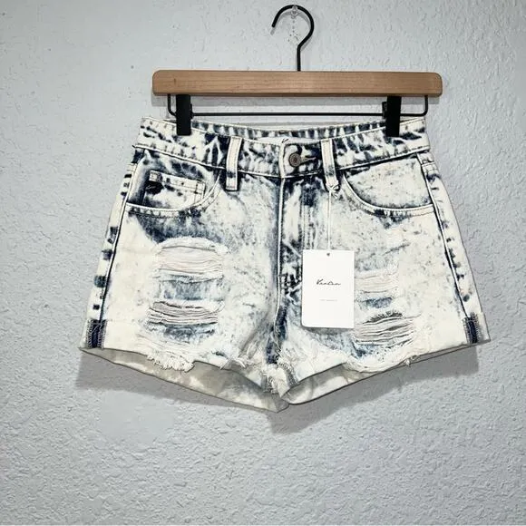 KanCan Kaya High Rise Shorts in Light Wash Size 0/23 NWT