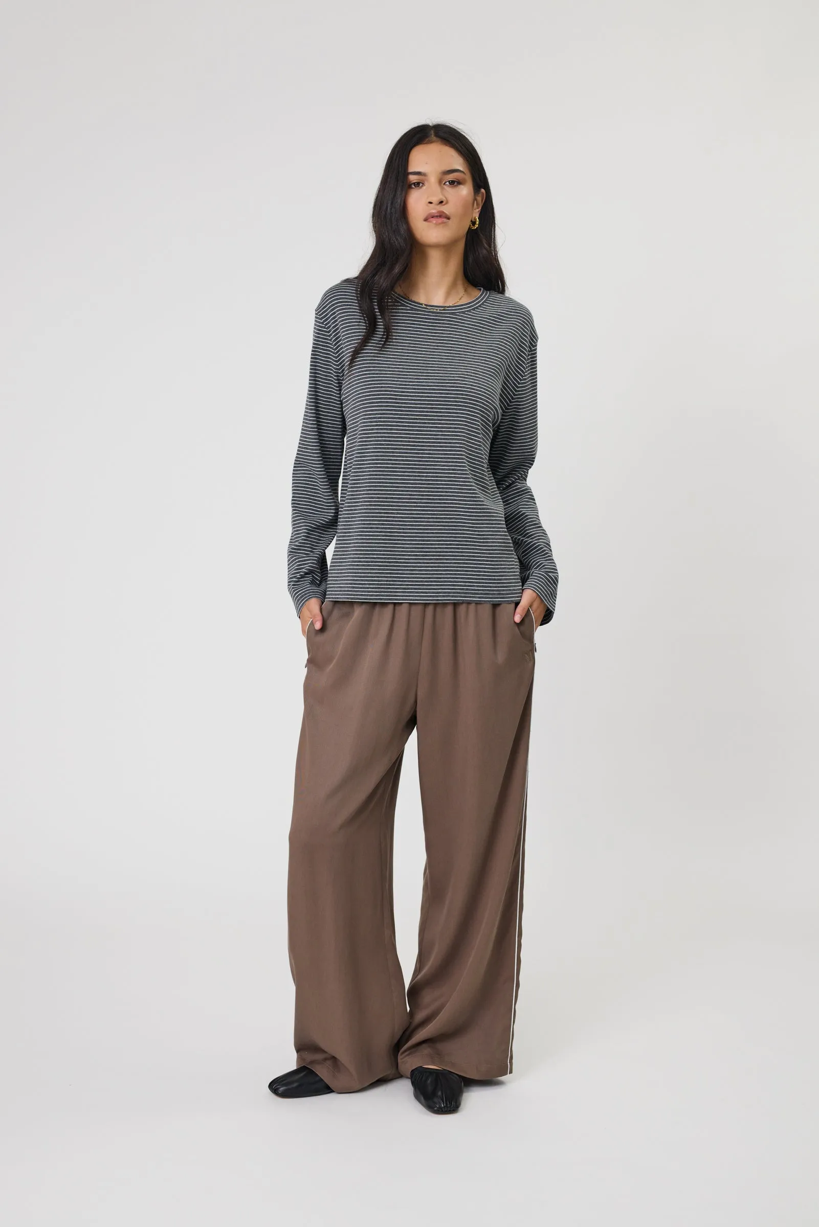 Legion Side Stripe Pant - Mushroom