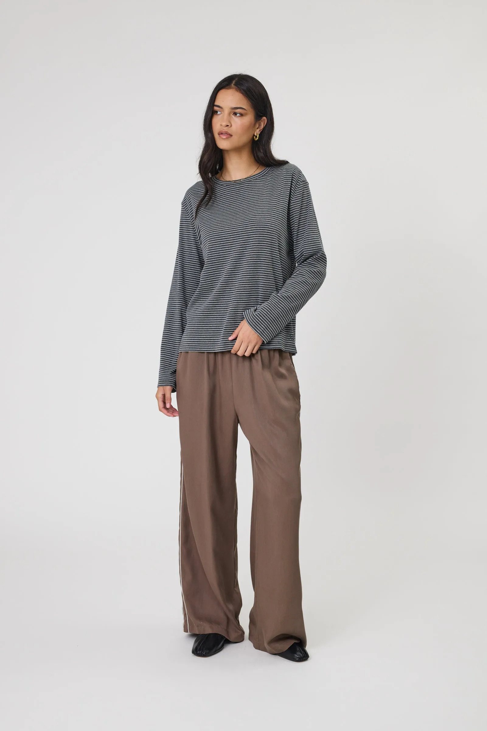 Legion Side Stripe Pant - Mushroom