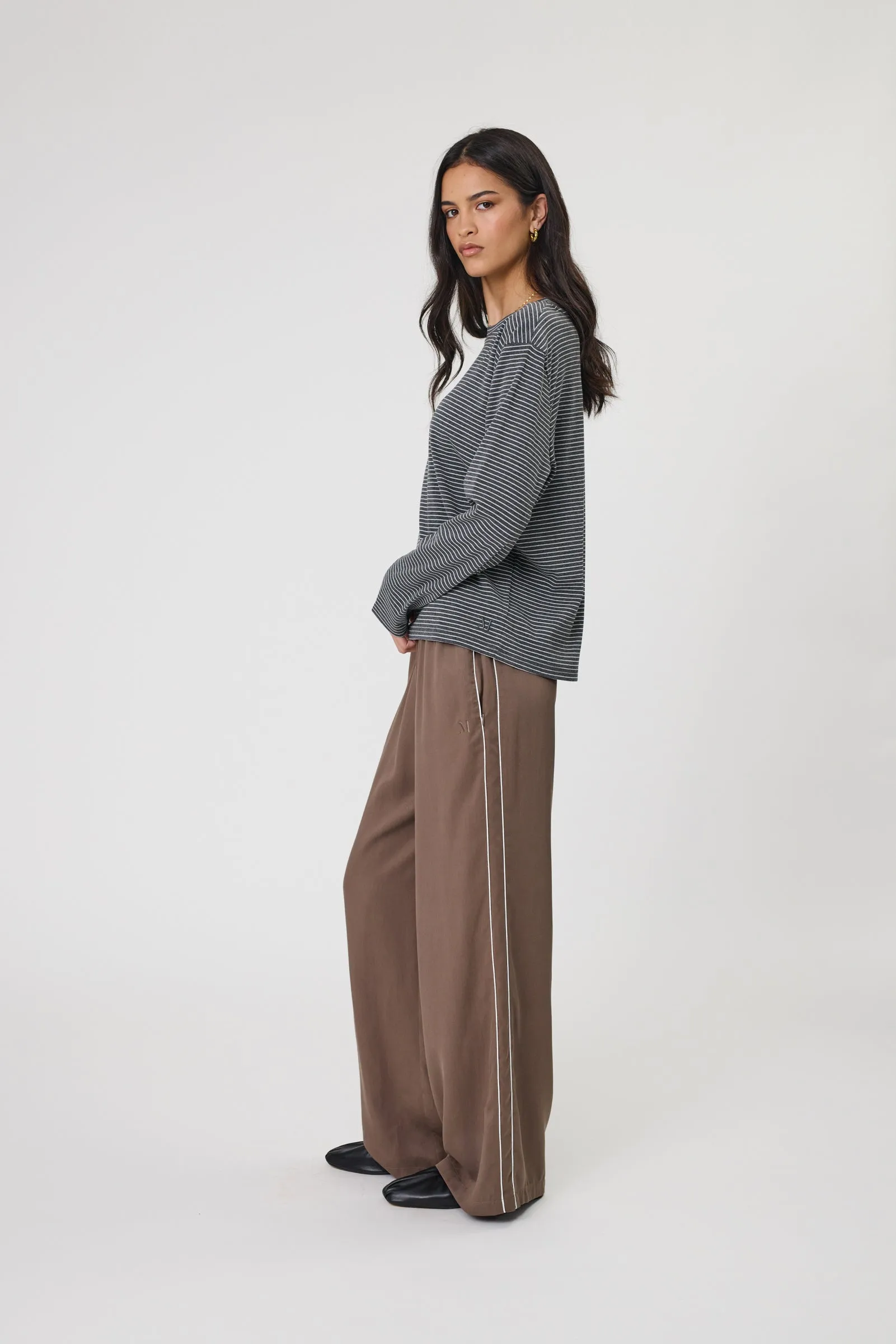 Legion Side Stripe Pant - Mushroom