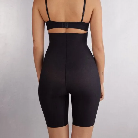 Light Shaping Cotton High Waist Shorts in Black