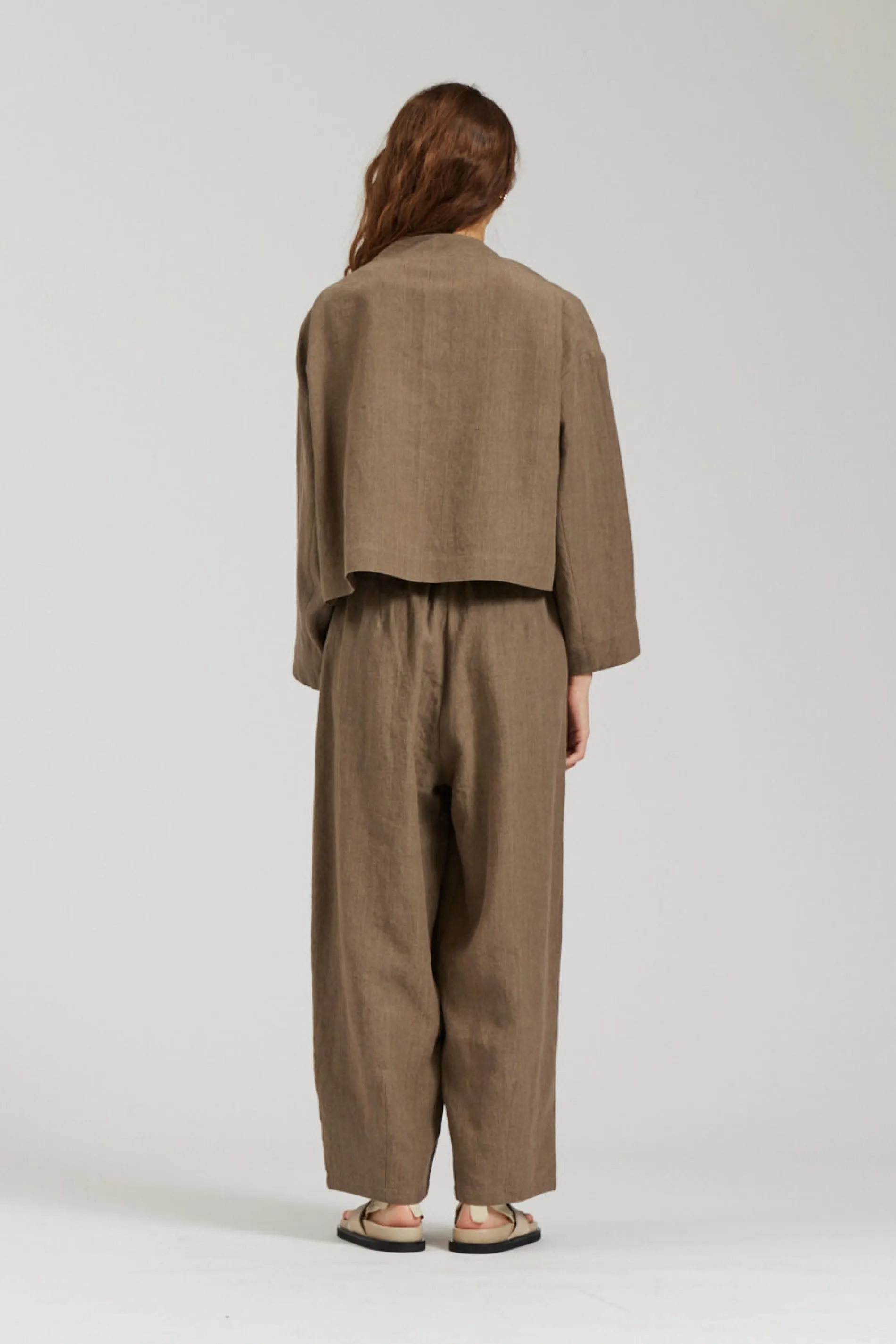 Linen Blend Barrel Pants in Light Umber