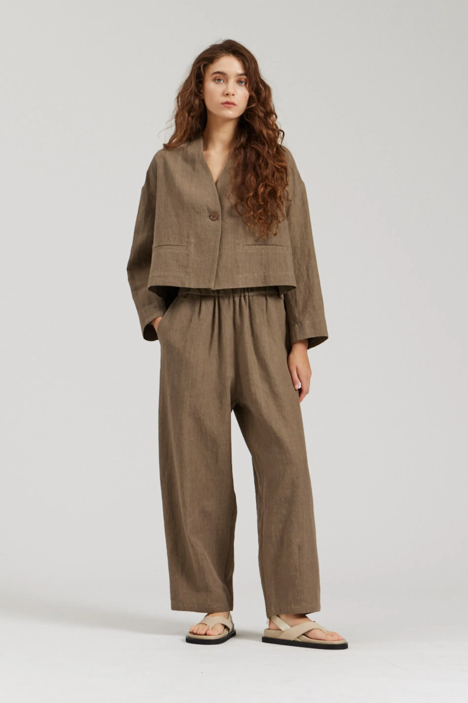Linen Blend Barrel Pants in Light Umber