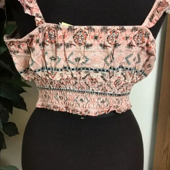 LIVE to be spoiled XL‎ flutter sleeve smocked crop top &amp; tie waist shorts
