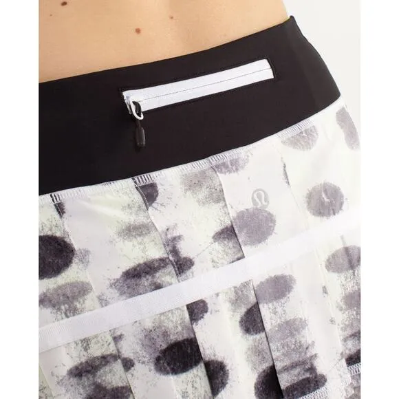LULULEMON Run: Pace Setter Skirt Sz 2 Seaside Dot White / Black / Black / Ray