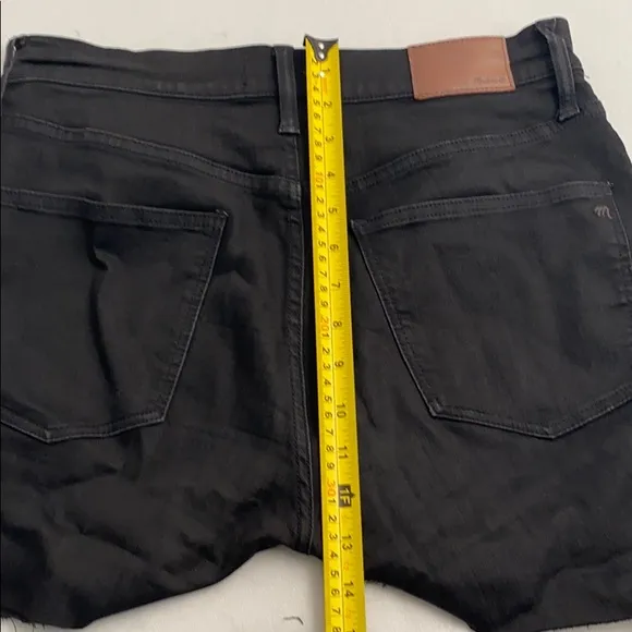 Madewell high waist custom cut-off black shorts 30