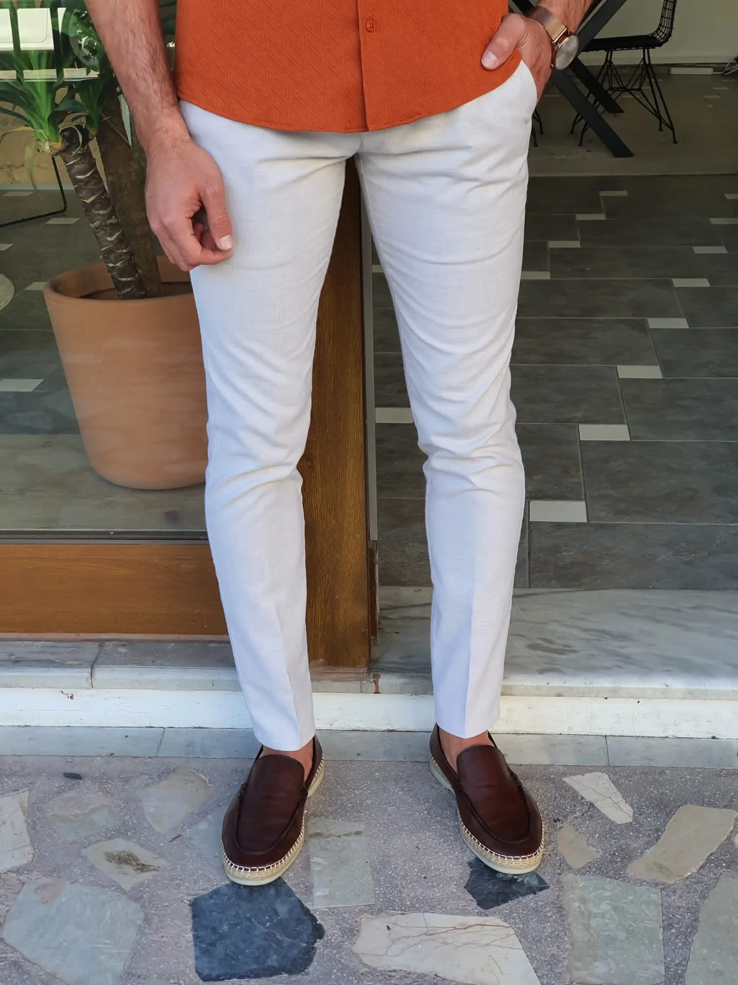 Mantova Beige Slim Fit Cotton Pants for Every Occasion