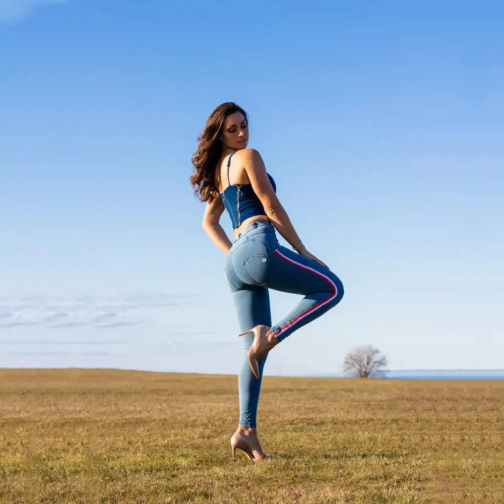 Melody Shaper Jeggings - Light Blue Jeans with Dark Thread