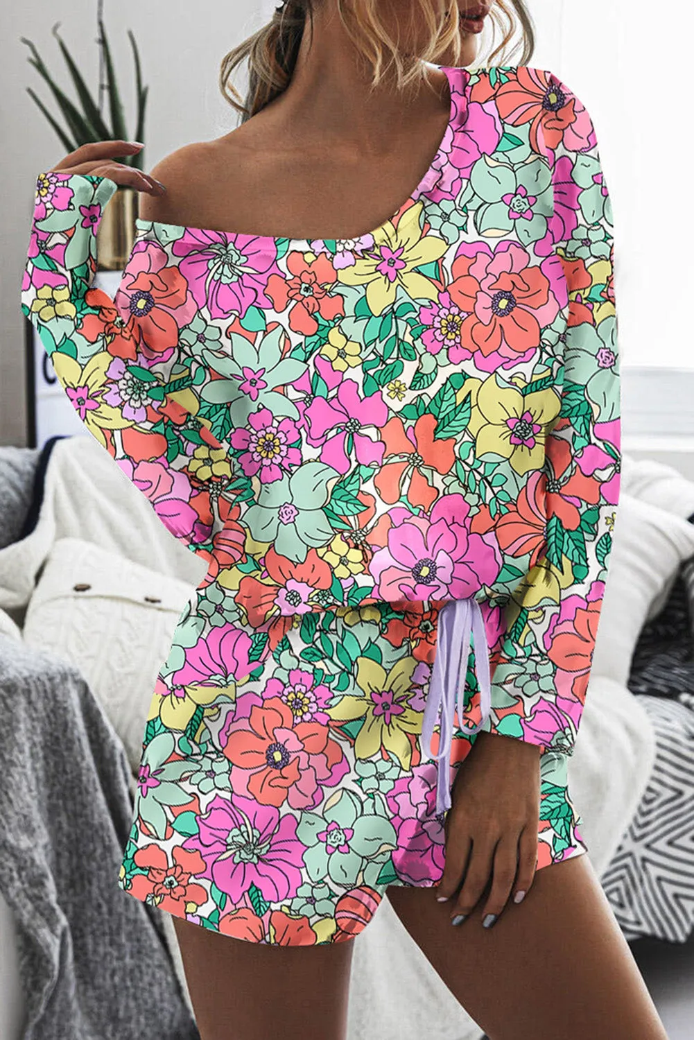 Multicolor Flower Print Long Sleeve Pullover and Drawstring Shorts Lounge Set