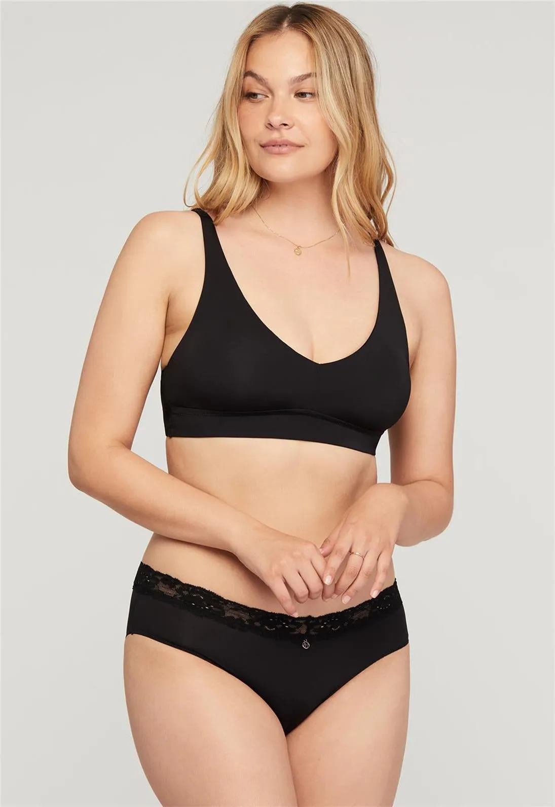 Mysa Cup-Sized Bralette - Black