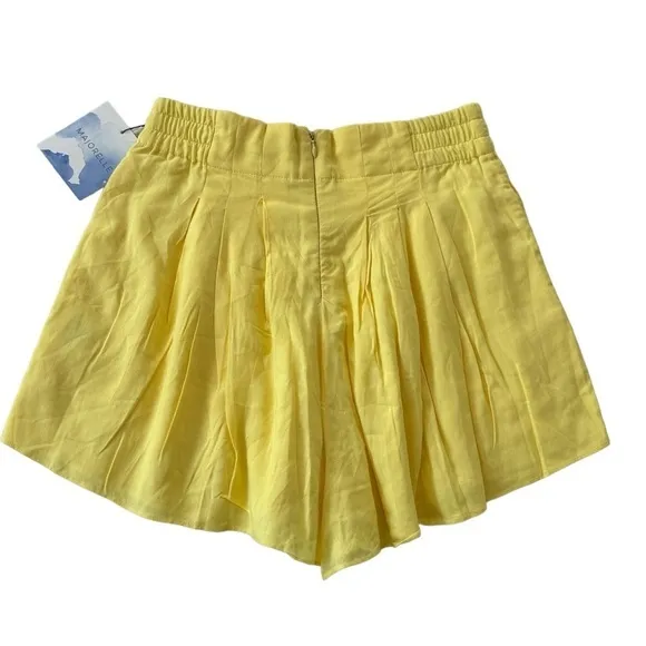 New Revolve Majorelle Yellow Pleated Cotton Shorts