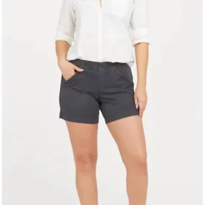 NEW SPANX stretch twill shorts in washed black