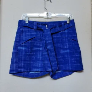 Nike Women's Button and Tie Waist Shorts.  Size 4