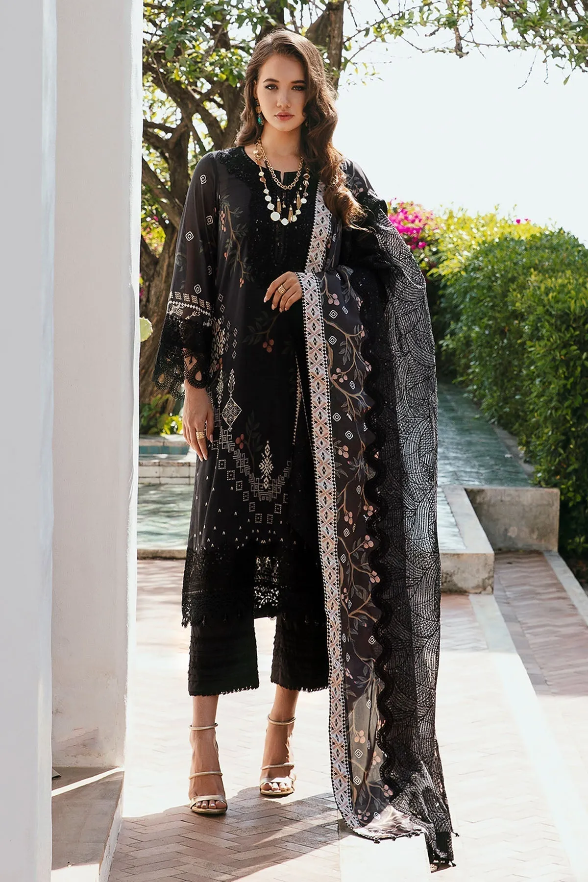 Nureh Maya Swiss Embroidered Lawn 3pcs