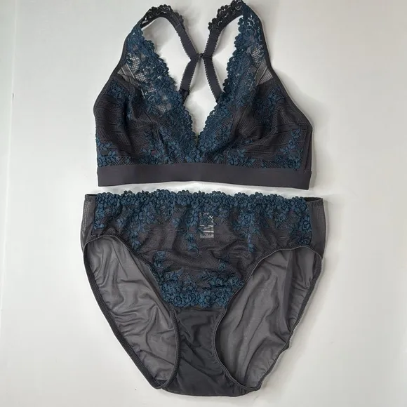 NWOT Wacoal Embrace Lace Bralette (sz 34) &amp; Hi-Cut Mesh Panties (sz M) Set Grey