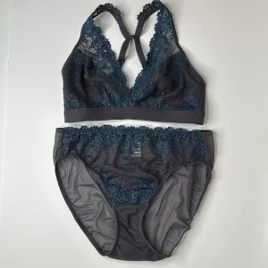 NWOT Wacoal Embrace Lace Bralette (sz 34) &amp; Hi-Cut Mesh Panties (sz M) Set Grey