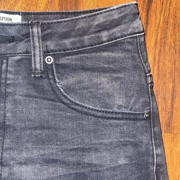 𝅺one TEASPOON Harlets High Waisted Short Size 26 Short Shorts Cuffed Black Wash