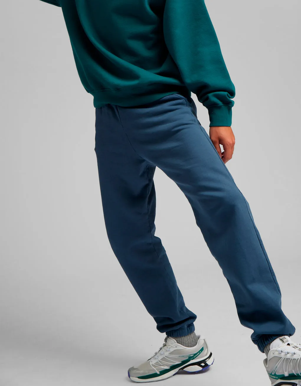 Organic unisex sweatpants in seaside blue