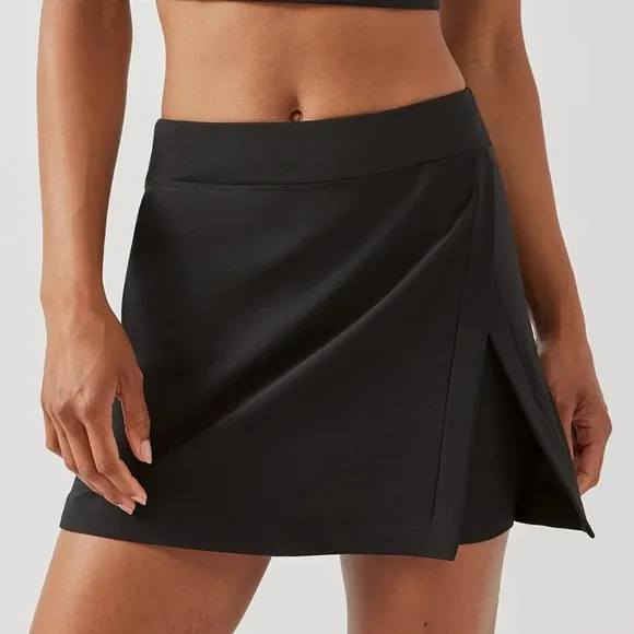 Outdoor Voices Black High Rise Court Mini Tennis Skort