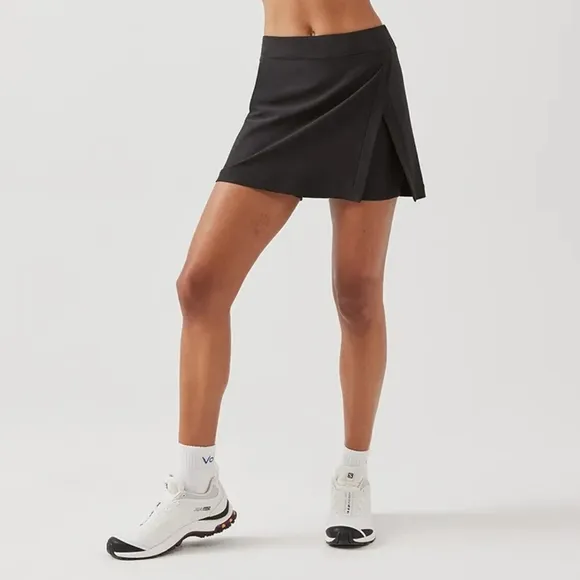 Outdoor Voices Black High Rise Court Mini Tennis Skort