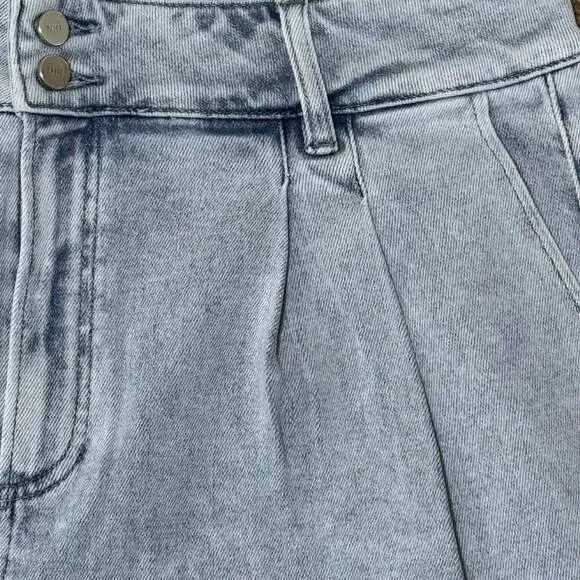 PAIGE Beth Pleated High Rise Waist Shorts Sherry Light Wash Cuffed Denim NWT 33