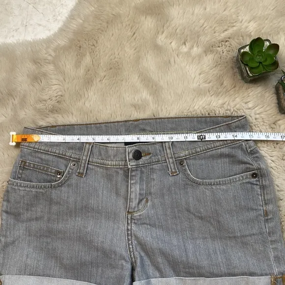 Patagonia Women’s Shortie Denim Shorts Grey 27