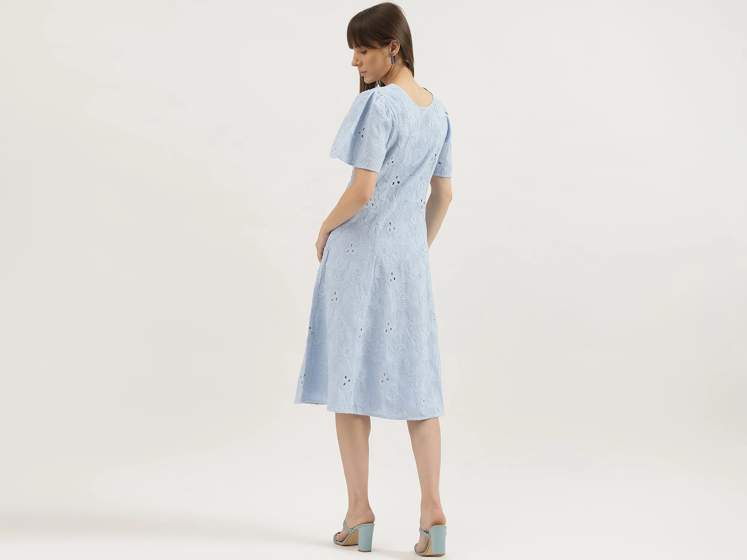 Regular Fit V-Neck Embroidered Dresses