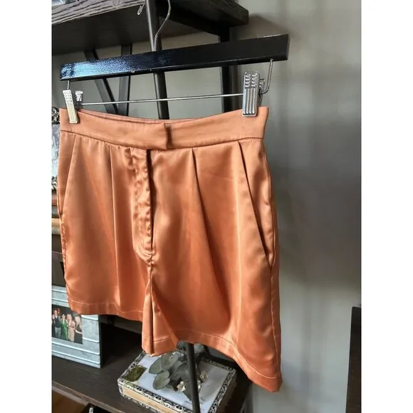 Ronny Kobo Gabi Satin Short Buttertum Womens Size Small